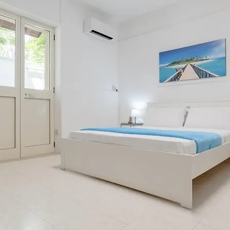 Guest house Baia - Summer